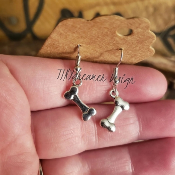 Rattle my BONE Earrings Dog Earrings Horror~Halloween~Witch~Occult~Skeleton~Goth - Picture 6 of 10